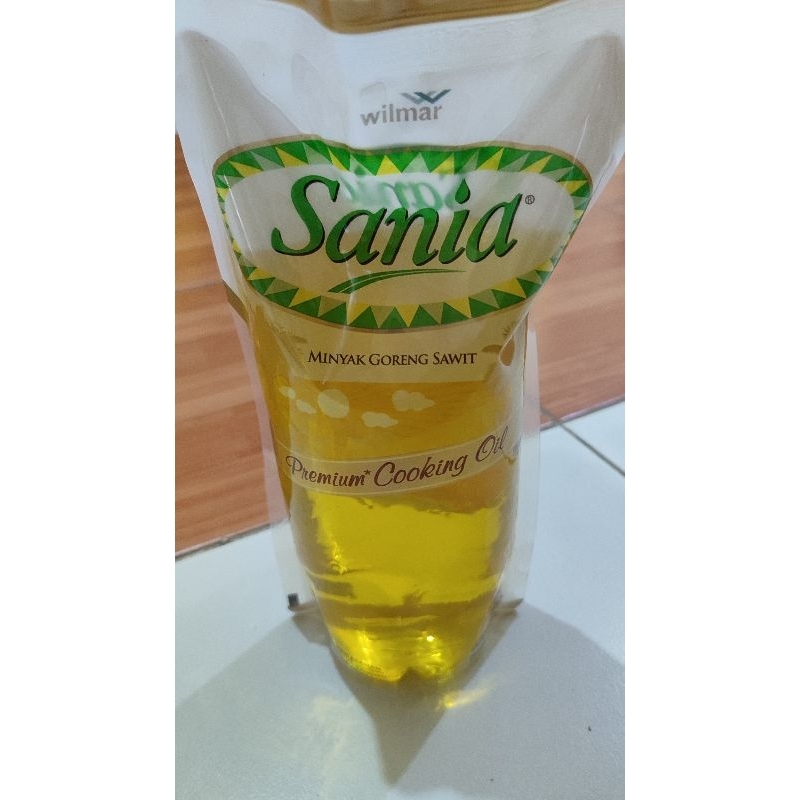 

Minyak Goreng Sania Pouch Refill 1 Liter 1 Liter.