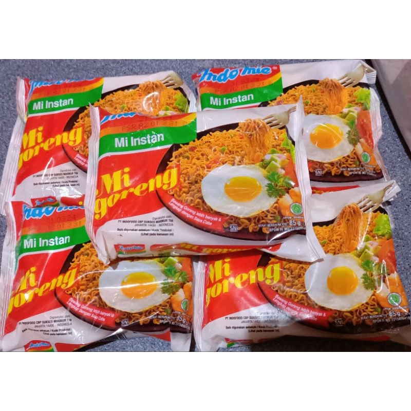 

Indomie mie goreng instan 5×85gr(satu paket isi 5)