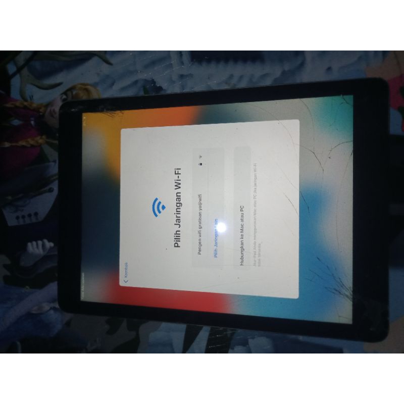 Ipad Minus Touchscreen Retak (Lock Icloud)