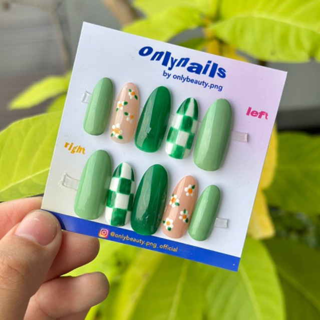 Kuku Palsu Fake Nails Press On Nails kuku hijau motif catur dan bunga