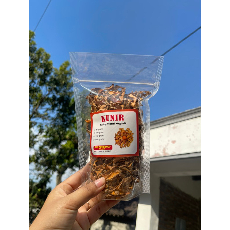 

KUNIR / KUNYIT KERING 50 Gram ( KERING , MURNI , ORGANIK )