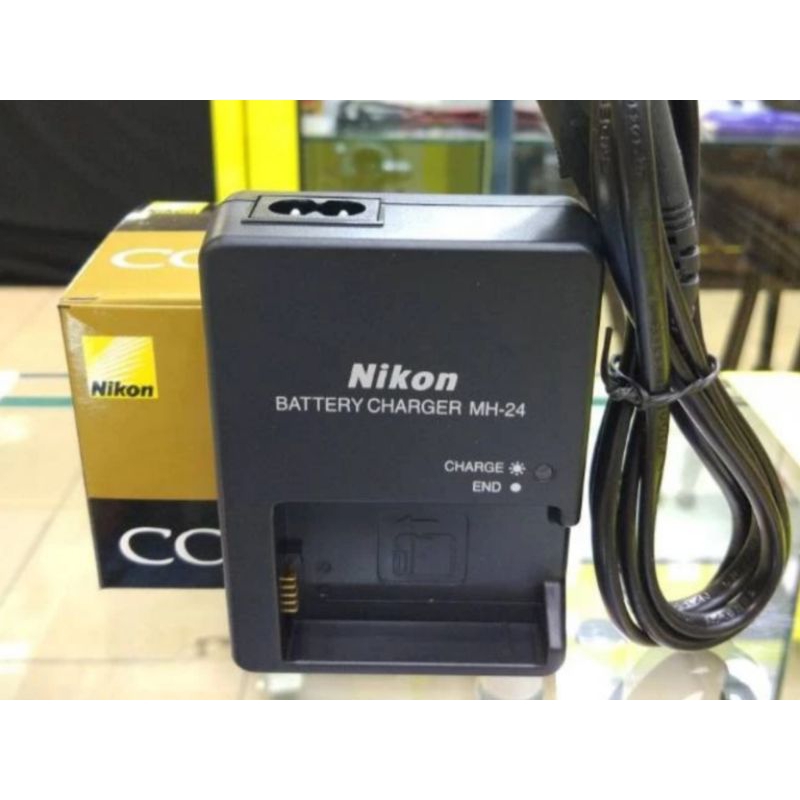 Charger Nikon D3200