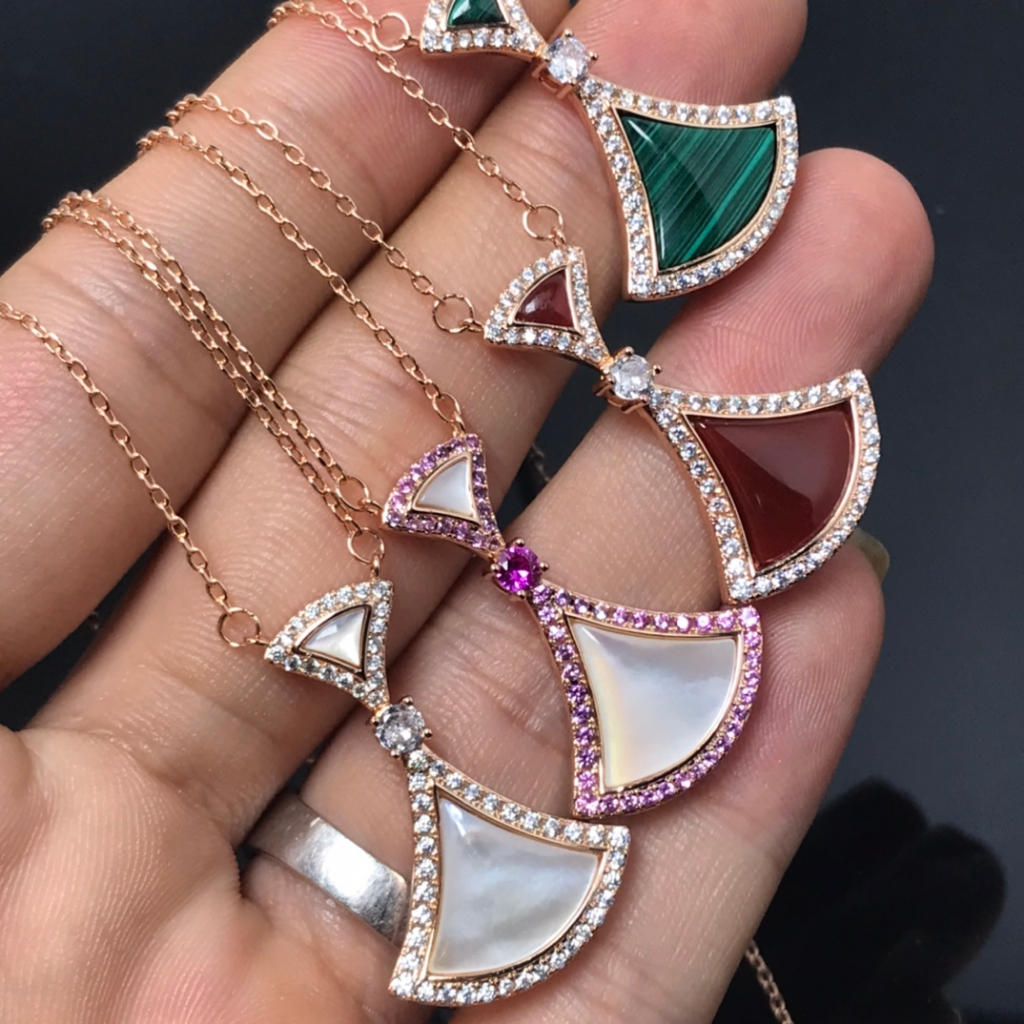 【17K / 750 emas asli / kadar 2.5gram】Kalung Dual -layer Kalung Rok Double Shell