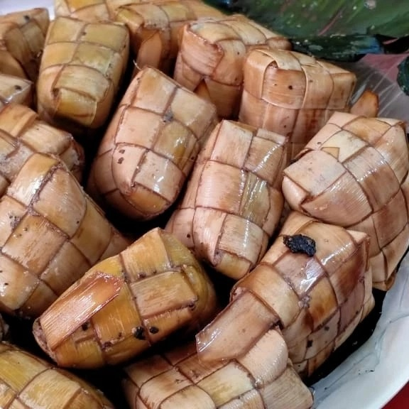 LAPET MEDAN, POHUL-POHUL, KETUPAT KHAS MEDAN, OMBUS-OMBUS, PULUT, LAPET BERAS, LAPET KETAN