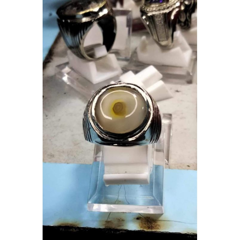 Batu aki sumur bandung