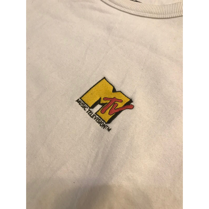 Mtv music televisison crewneck sweater