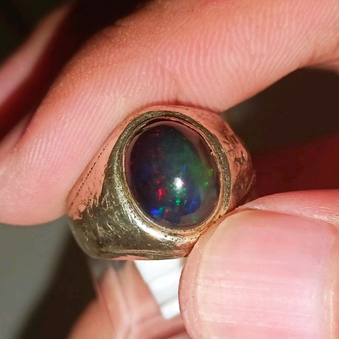 NATURAL KALIMAYA BLACK OPAL JARONG