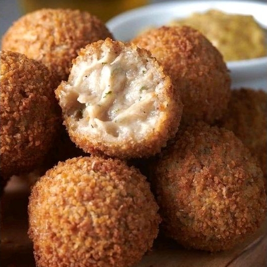 

Bitterballen (NEW) isi 6pcs - FROZENFOOD HOMEMADE by SajiandrJenna