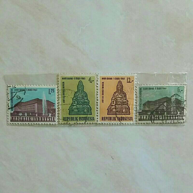 

(AB) Perangko Indonesia 1963 Hari Bank Set Lengkap 4pcs Used