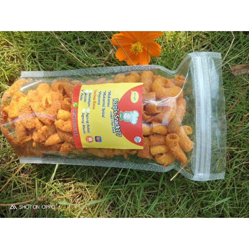 

MAKARONI BANTET/MAKARONI PEDAS/MAKARONI RENYAH 70GRAM