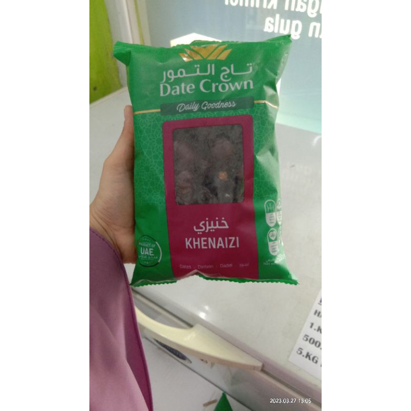 

KURMA DATE CROWN KHENAIZI 500 GRAM exp.07 2021