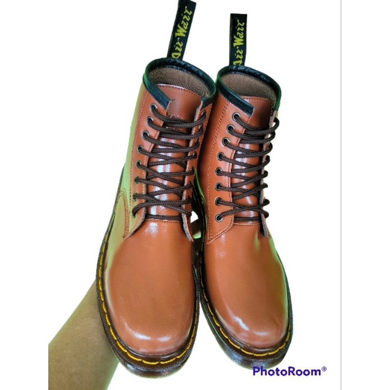 SEPATU BOOTS PRIA DOCMART KASUAL TINGGI 8 HOLE PRIA  HADE UK 36-45