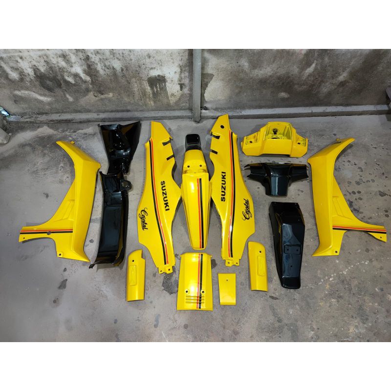 BODY SET SUZUKI CRYSTAL ORIGINAL NEW & ²ND REPAINT SPEK KONTES