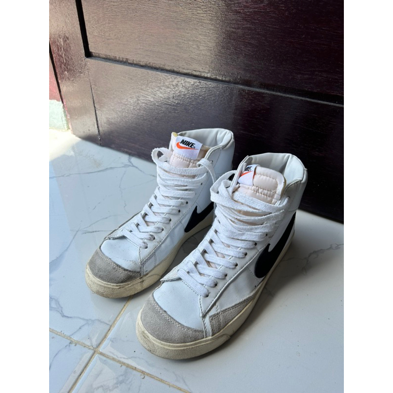 nike blazer mid 77