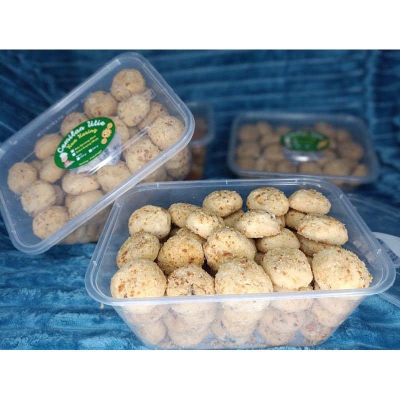 

KUE BAWANG ABON