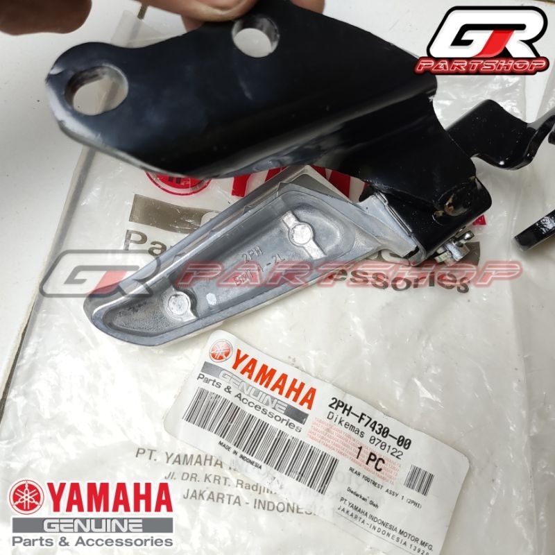 step belakang set soul gt 125 ori ygp original yamaha step belakang kiri kanan set