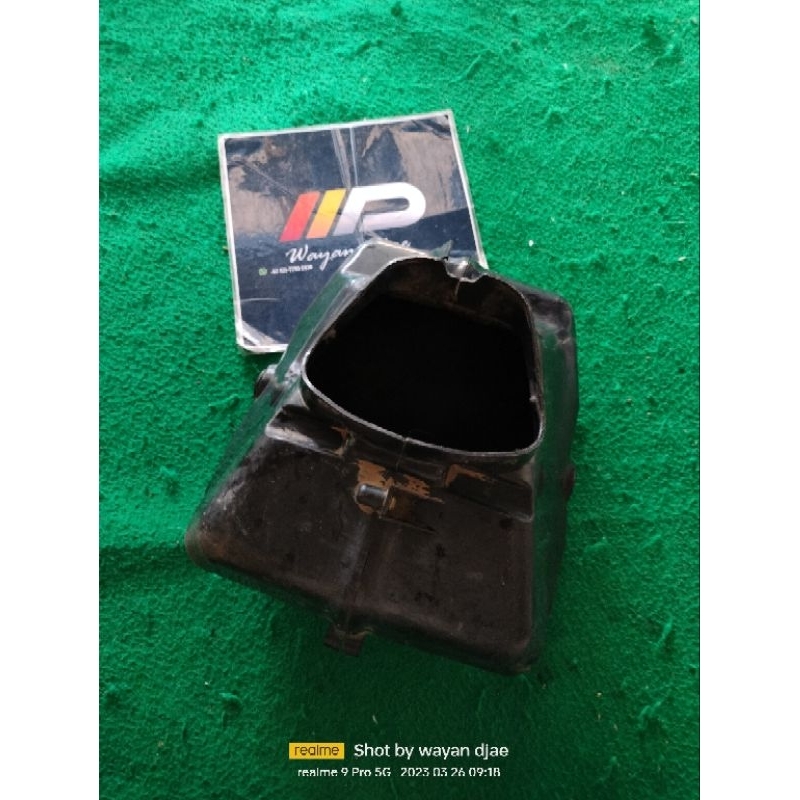 Box bagasi depan Honda CS1 original bekas copotan motor