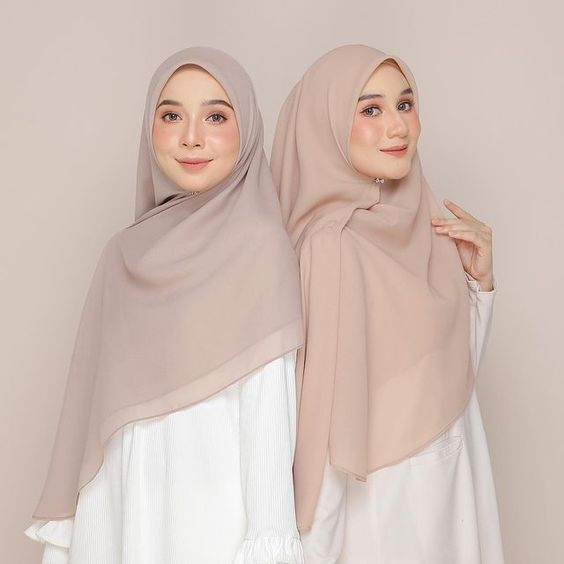 HIJAB SEGIEMPAT BELLA SQUARE FULL 50 WARNA/ KERUDUNG SEGI EMPAT BELLA SQUARE FULL WARNA