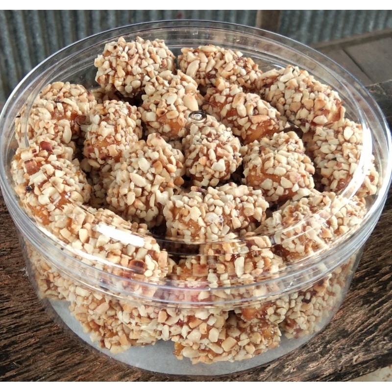 

Kue Kurma
