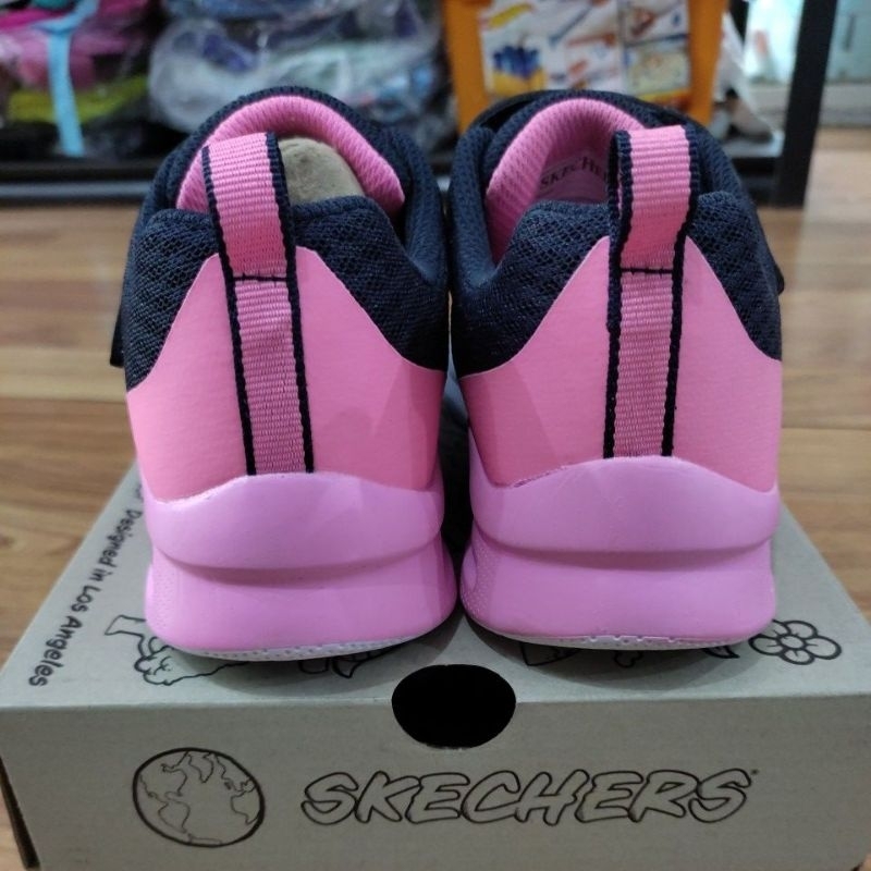 Sepatu Skechers Epic Brights 302343L
