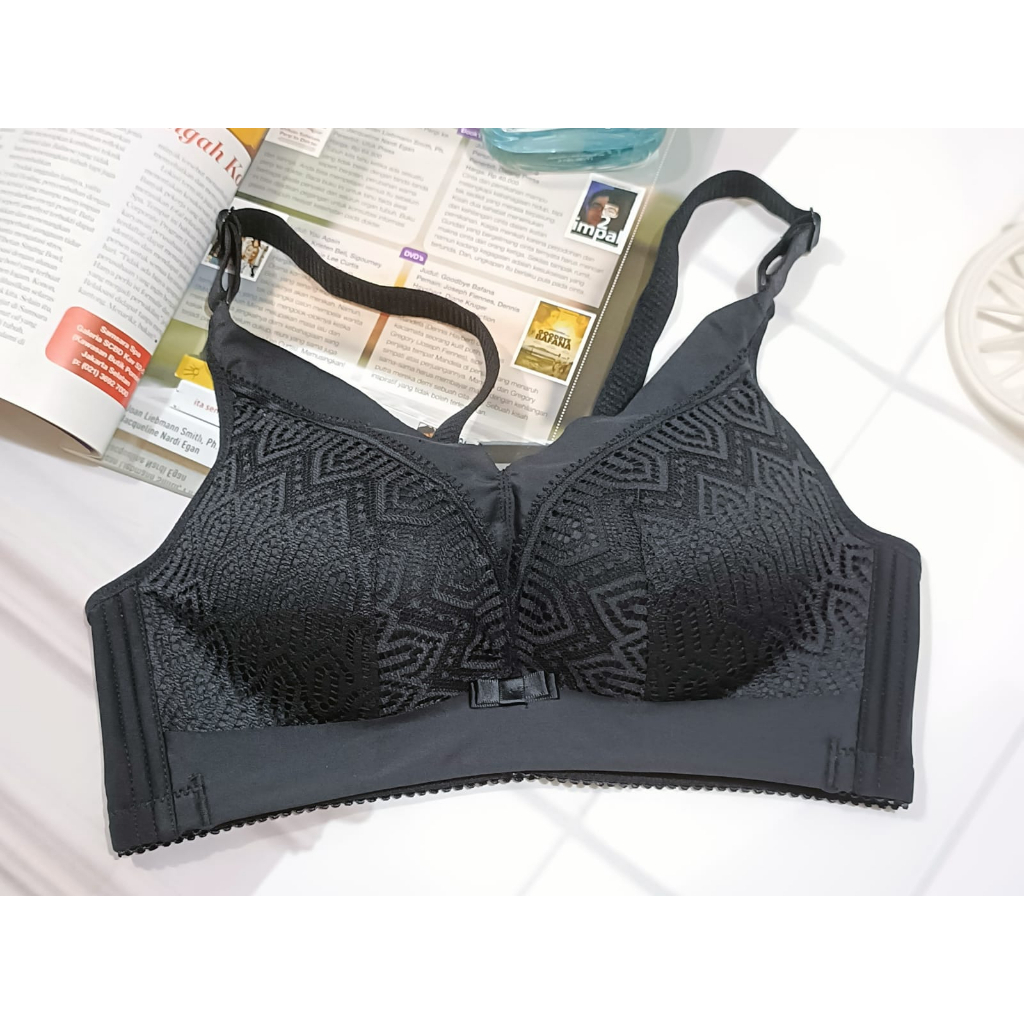 BRA / BH WANITA 209 TIDAK ADA KAWAT BUSA SEDANG SIZE 32-40