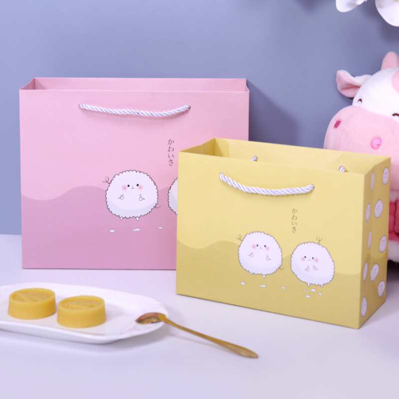 

Paper Bag Souvenir Kado Kantong Kertas Aesthetic Kartun Lucu Rice Ball Pink Kuning