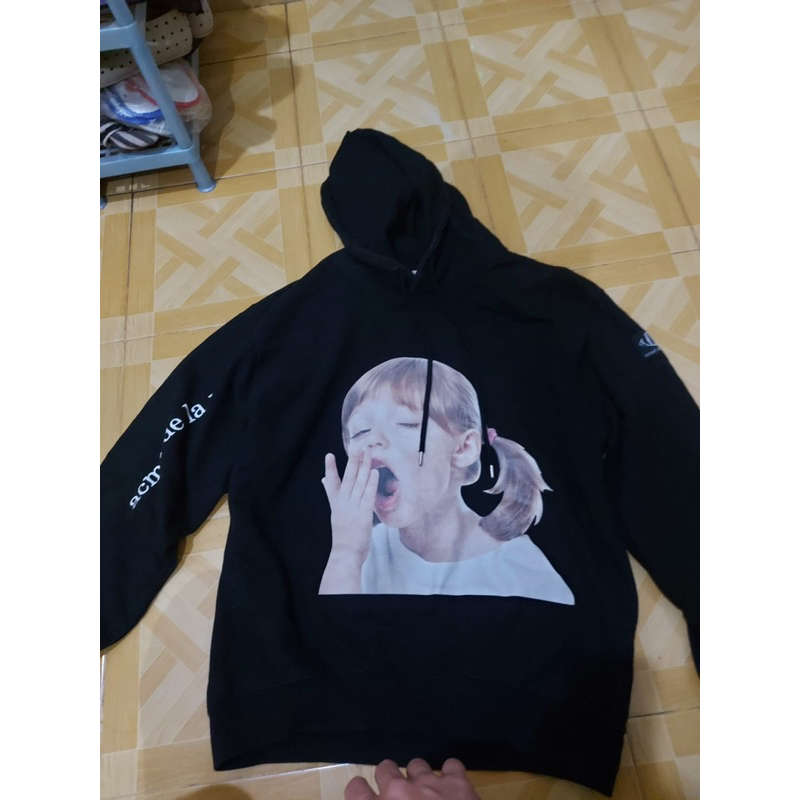 ADLV Hoodie Yawn Girl