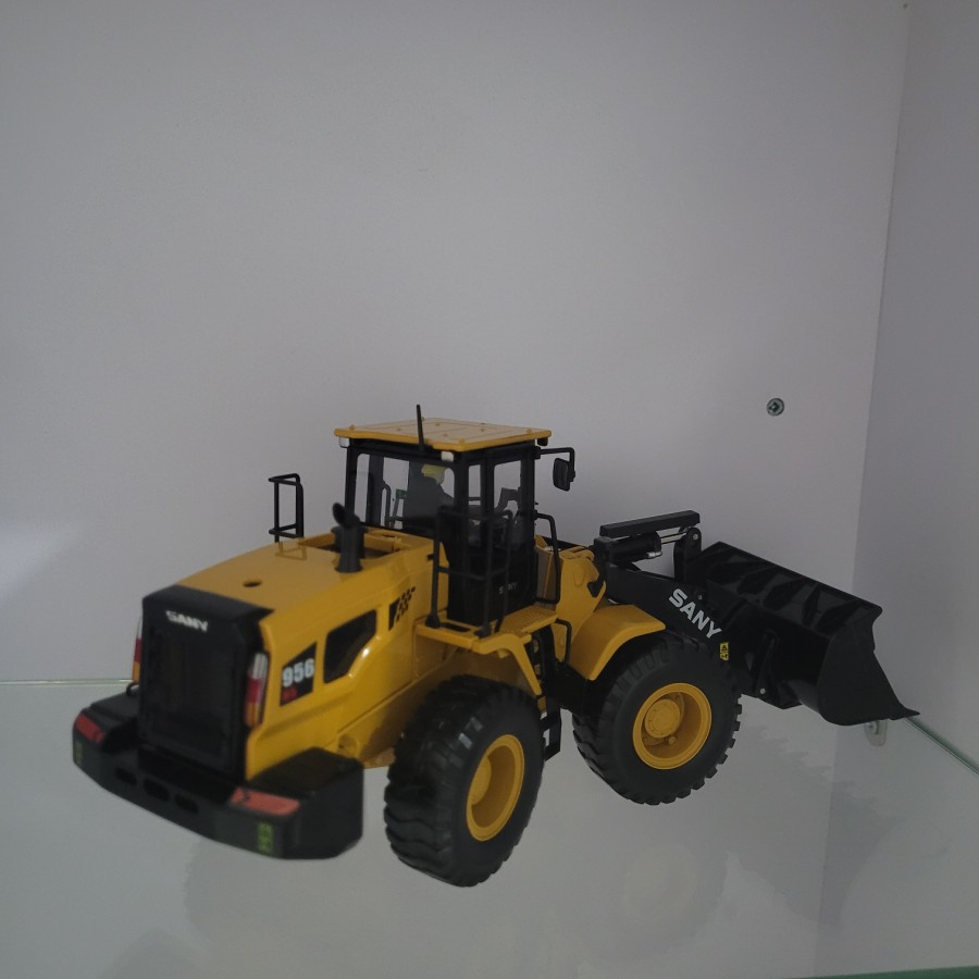 Miniatur Alat Berat Wheel Loader Sany