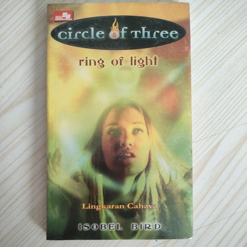 circle of three baru &amp; original masih segel ( novel )