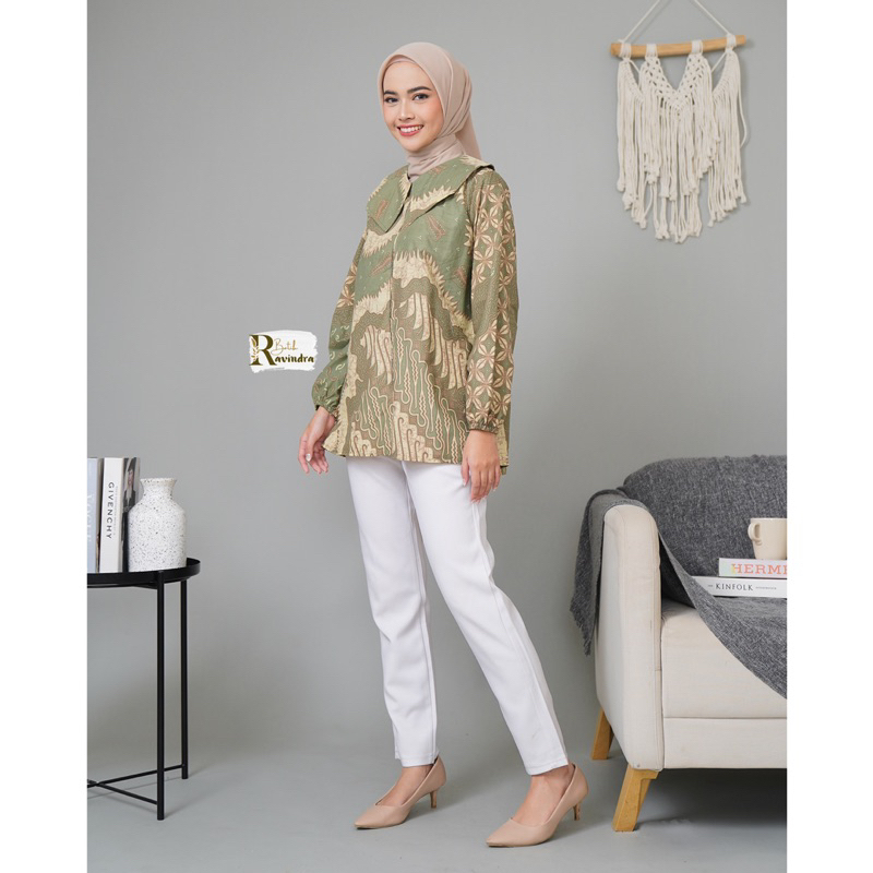 Blouse Batik Wanita Warna Soft Ungu dan Sage