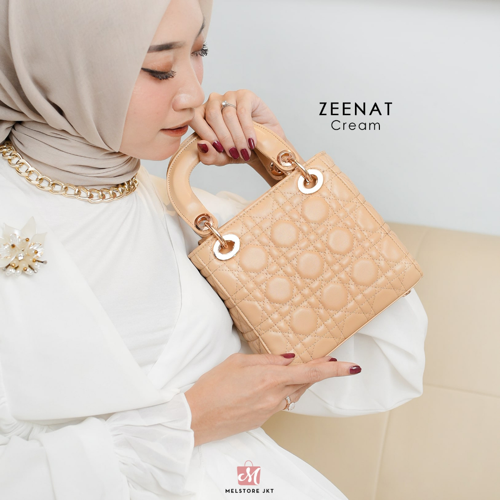 Damelia Zeenat Bag Wanita