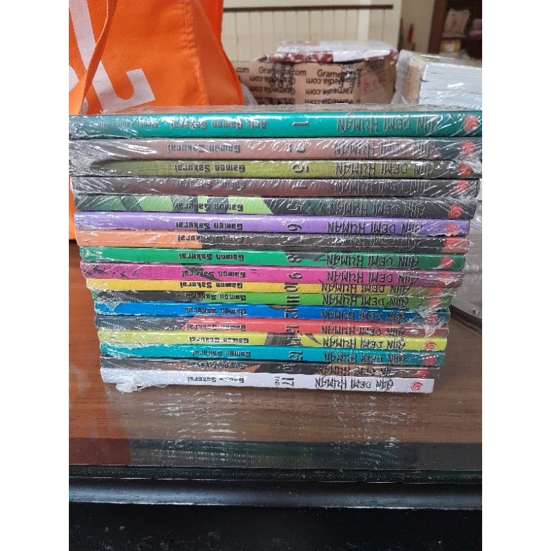 Komik Ajin Demi Human set vol 1-14 kolpri mulus ori
