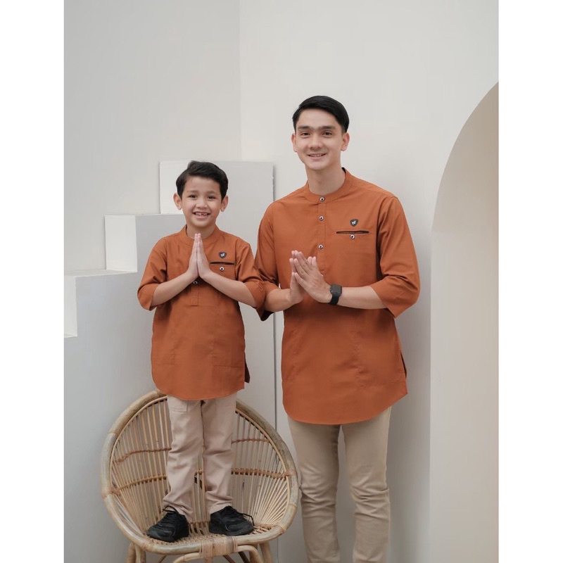 Qurta Pakistan Couple ayah dan Anak original nayfar Hijau Sage Baju Koko Pria Kurta Dewasa Couple Ayah dan Anak Lengan 3/4 Premium Nayfar