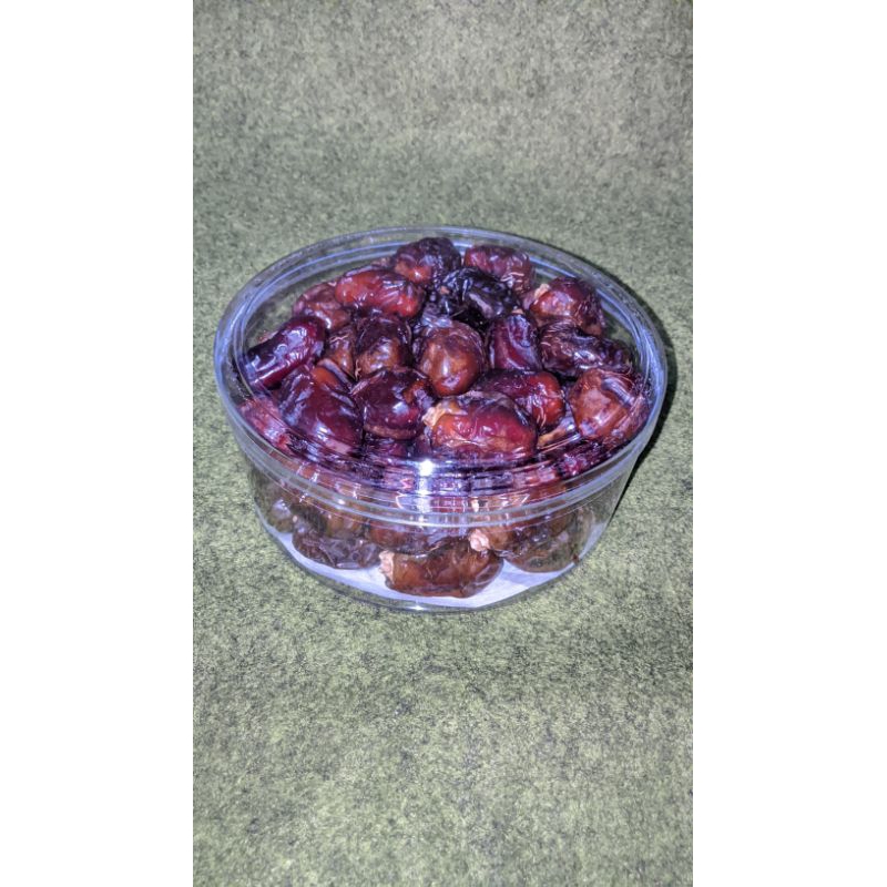 

kurma arap nikmat molor 1/2 kg 25rbu