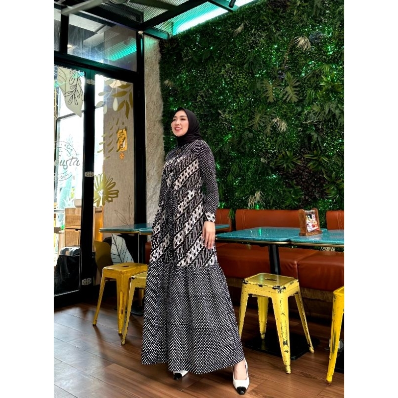 Nadine gamis batik katun batik 1 warna