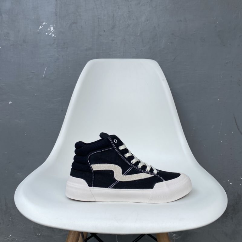 patrobas Cloud BLACK WHITE HC/LC