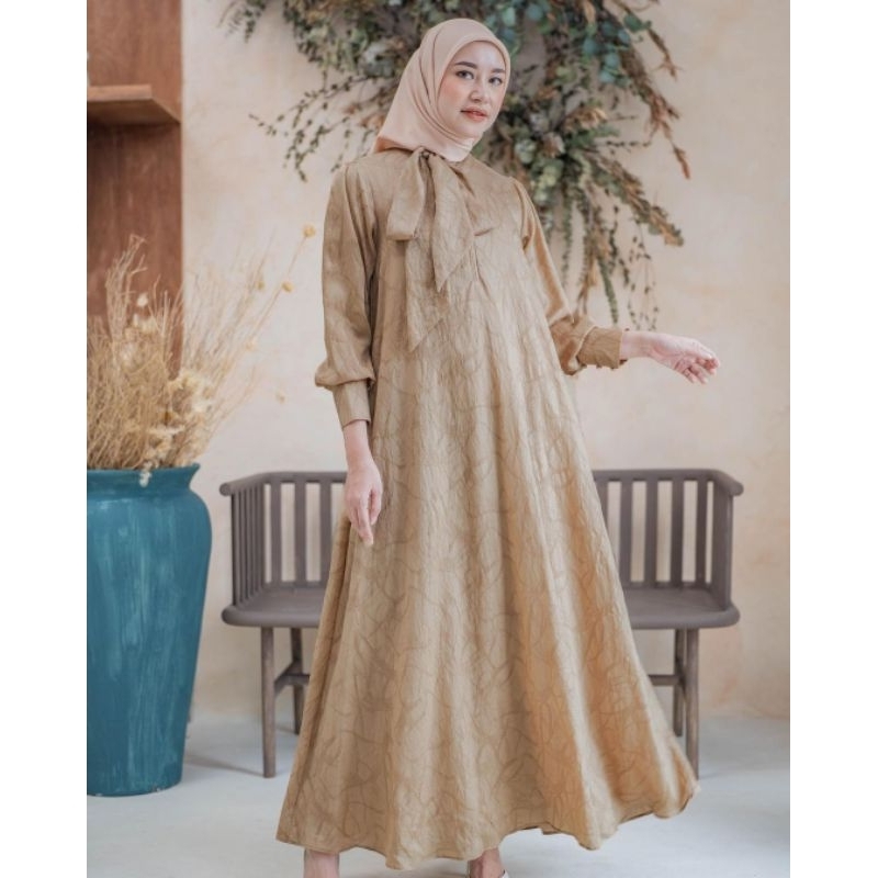 [HL] Alzena Dress by Heaven Lights