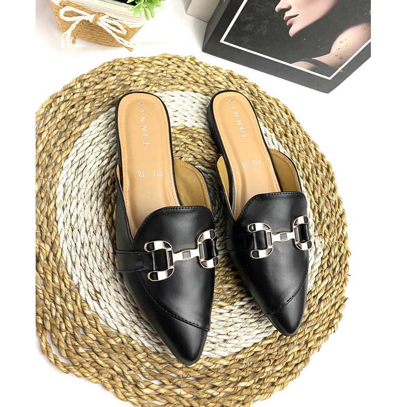 vinnci premium slip on sandal kode keys