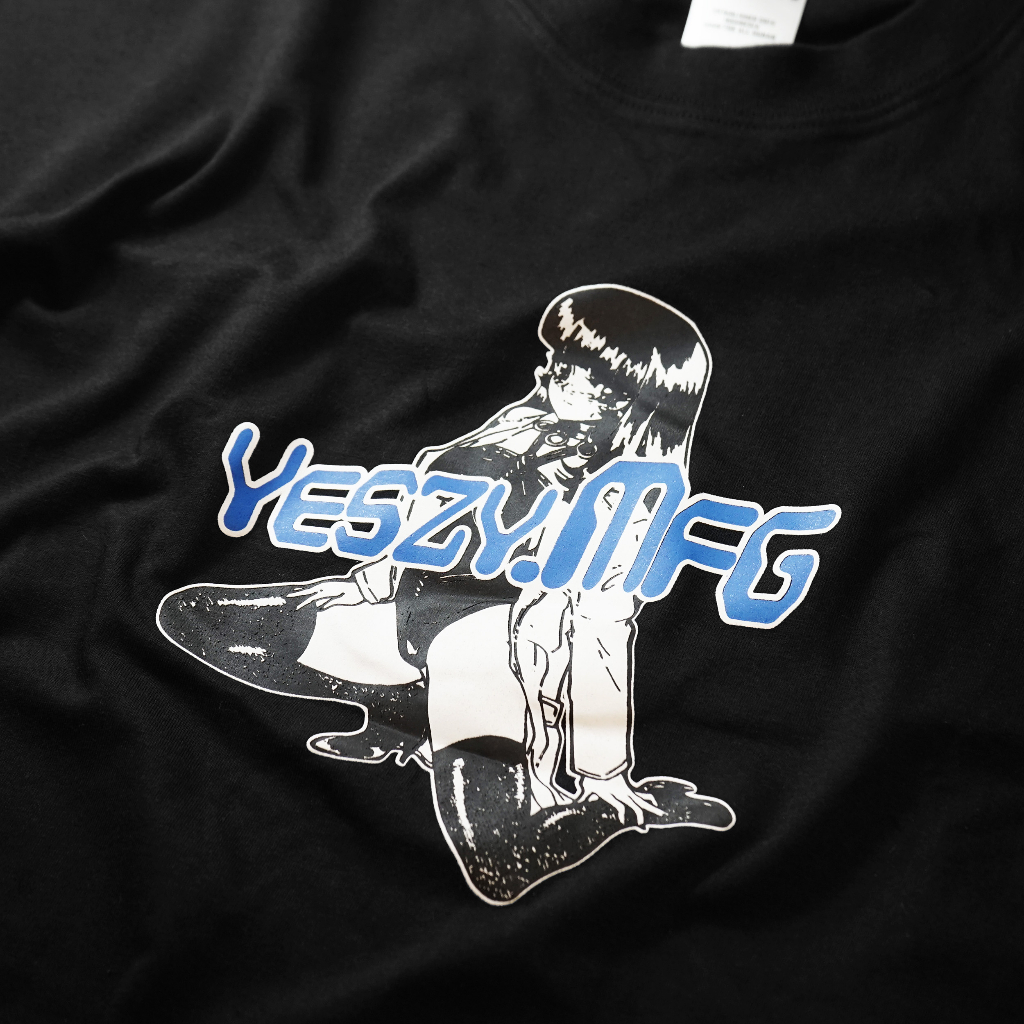 YESZY.MFG Anime Girl Oversize Boxy Fit Black Tshirt