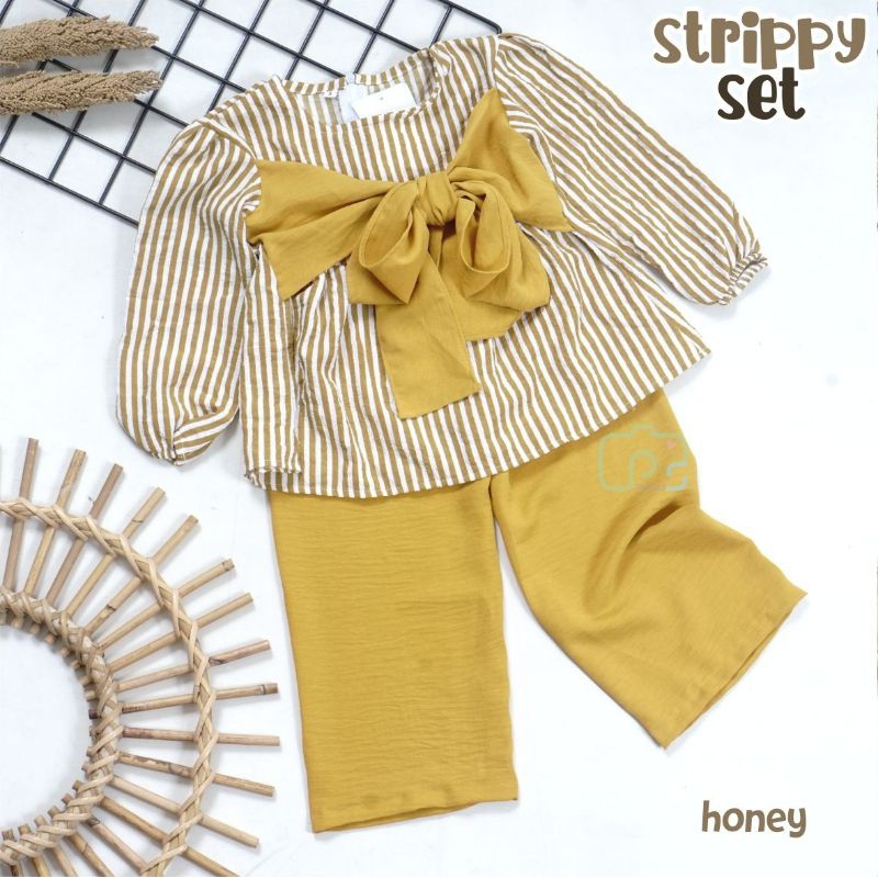 Strippy setelan anak |oneset crinkle airflow