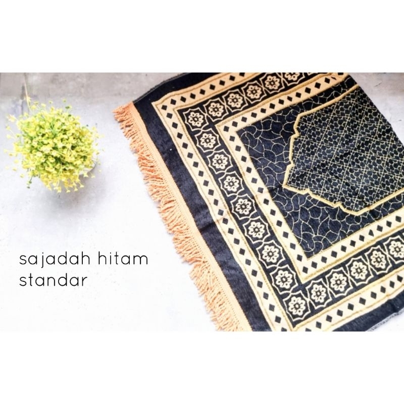 Hampers sajadah sarung kado ulang tahun sarung dan sajadah seserahan lebaran ramadhan untuk pria