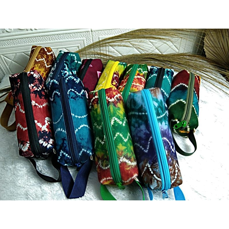 

Pencil case sasirangan