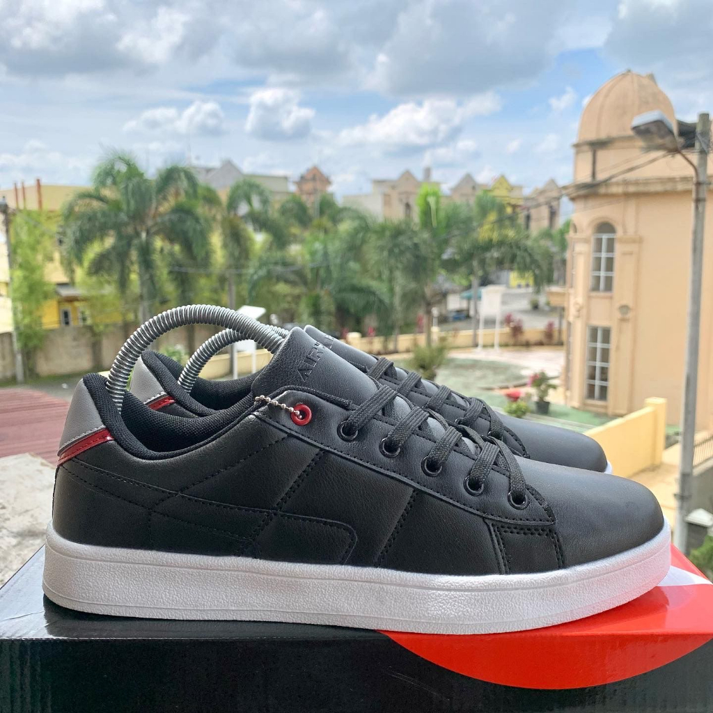 SEPATU AIRWALK PRIA AIRWALK RASHAD BLACK WHITE LEATHER SNEAKER CASUAL COD ORIGINAL MAN