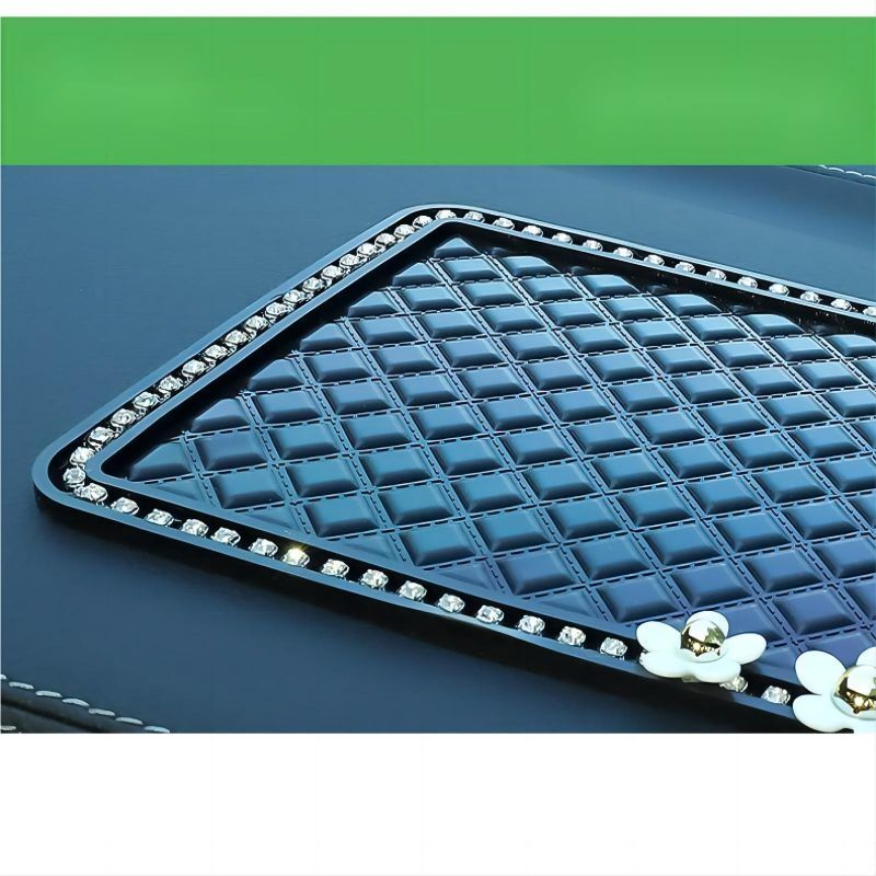 Tatakan dashboard Mobil Anti slip Alas Tatakan anti slip mat dashboard Mobil 15x30cm