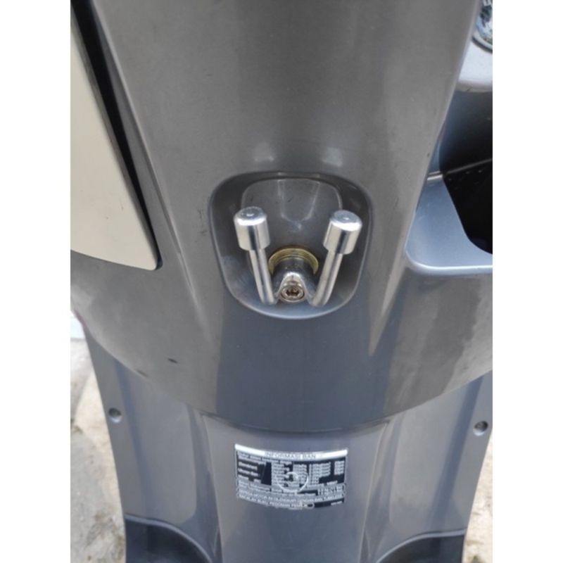 COD Gantungan Barang Nekel Chrome Model Y Playboy Gantungan Barang Motor Universal Matic dan Bebek Kualitas Anti Karat Patah dan Kuat