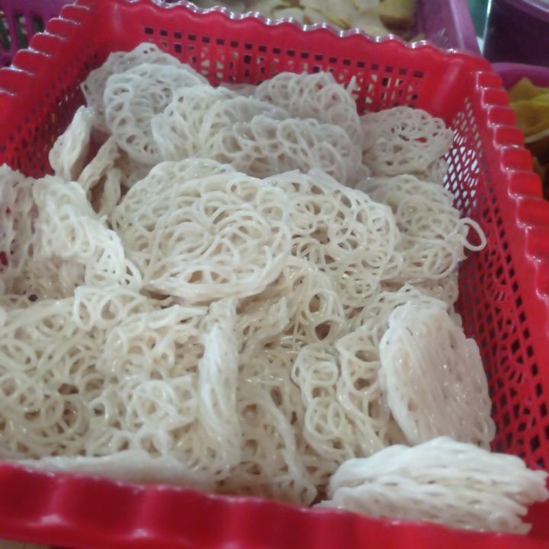 

KERUPUK MENTAH MAWAR PUTIH CAP PERMATA