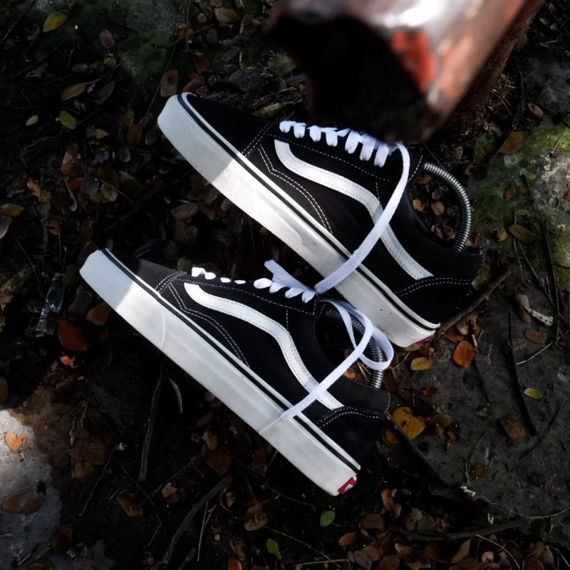 SEPATU VANS OLD SKOOL SECOND ORIGINAL (Size 40)