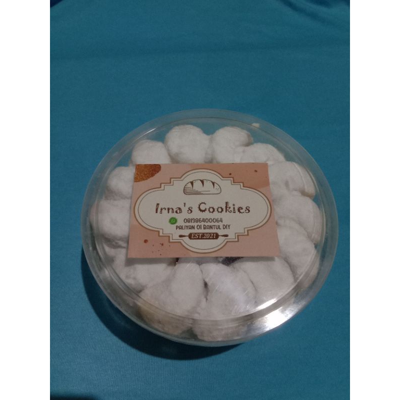 

kue kering putri salju lumer manis