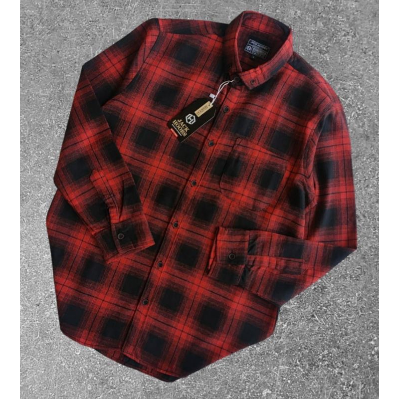 Kemeja Flanel Pria QQ Motif Kotak Lengan Panjang Slim Fit Terbaru Termurah