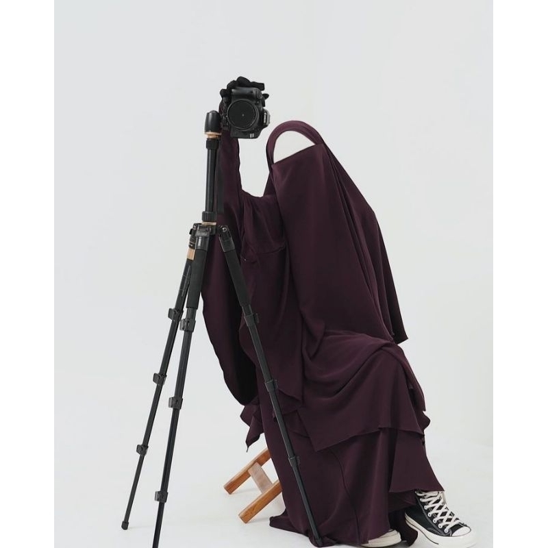 LUNA ABAYA RAISIN SIZE XS BY ELMADINA ABAYA